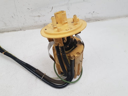 2004 - 2007 Volvo V70  Estate Fuel Pump 30671066