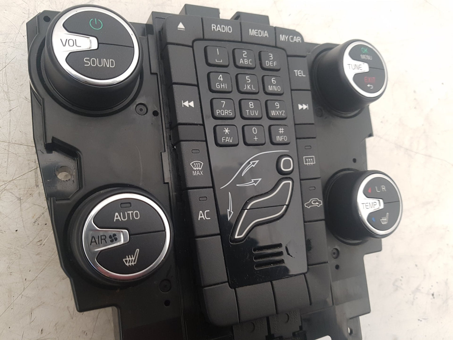 2012 - 2016 Volvo V40  Hatchback HEATER & RADIO CONTROL PANNEL 31288103