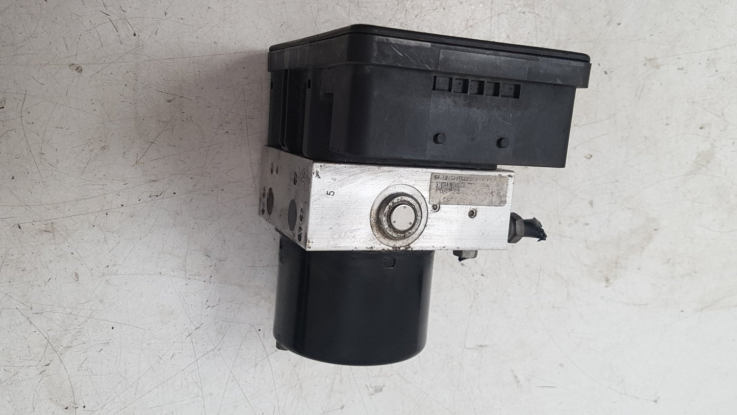 2006 - 2013 Volvo C30  Hatchback ABS Pump/Modulator 31274912