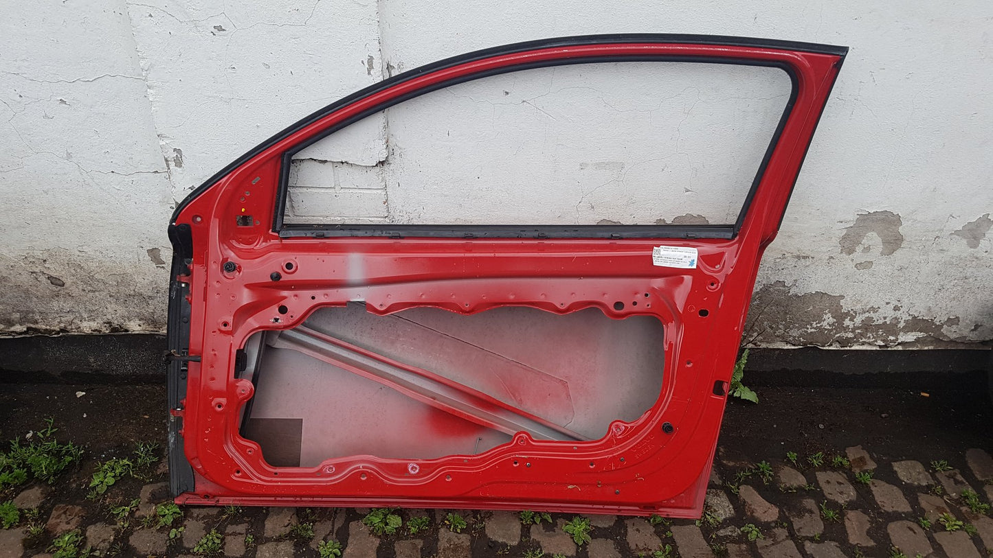 2006 - 2013 Volvo C30  Hatchback DOOR - BARE (FRONT DRIVER SIDE) 31335484