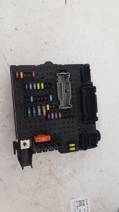 2005 Volvo S60  Saloon REAR ELECTRONIC MODULE (REM) 30732769