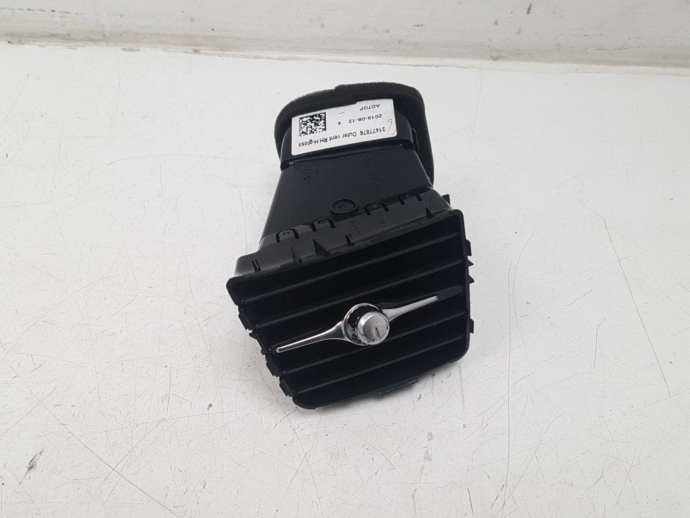 2019 - 2021 Volvo XC40 536 Estate Air Vent 31477876