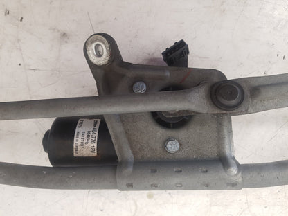 2007 Volvo V70  Estate WIPER MOTOR (FRONT) & LINKAGE 8648344