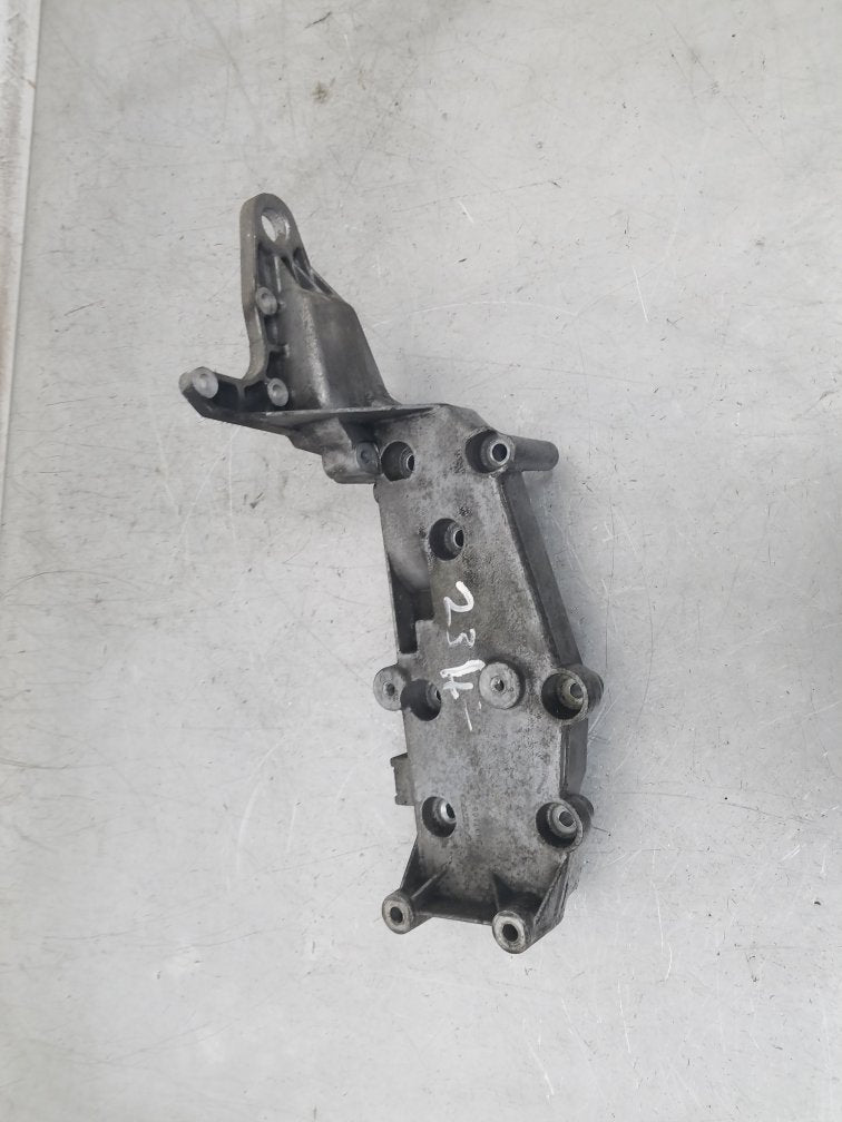 1998 - 2003 Volvo C70  Coupe BRACKET HOLDER 9497106