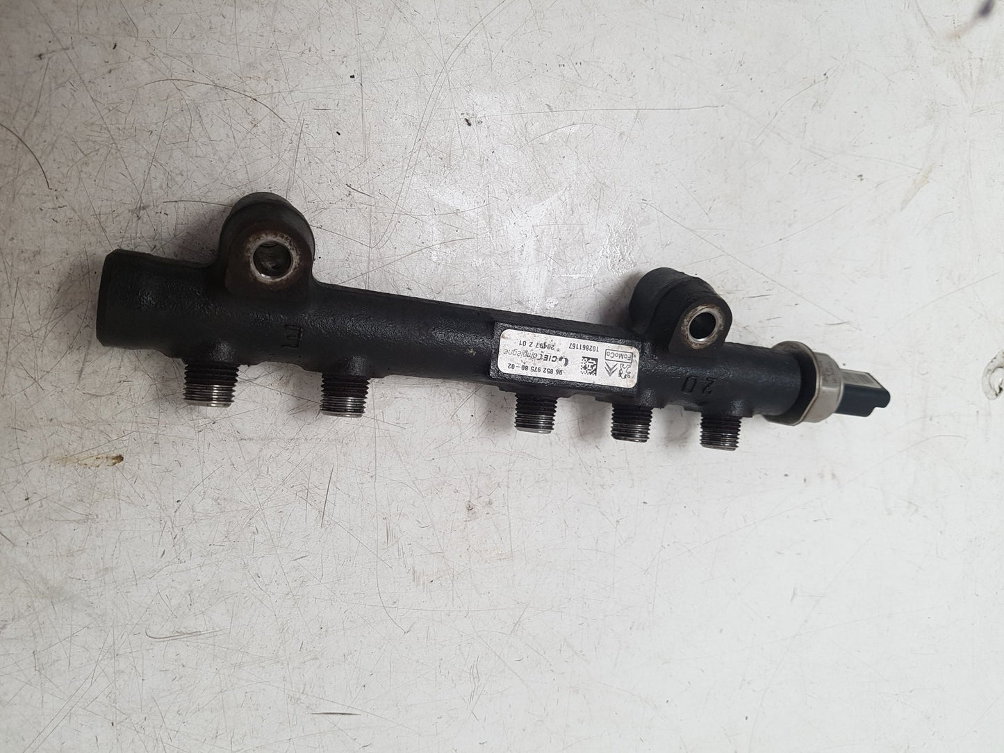 2010 Volvo S40  Saloon Injection Rail 9685297580-02