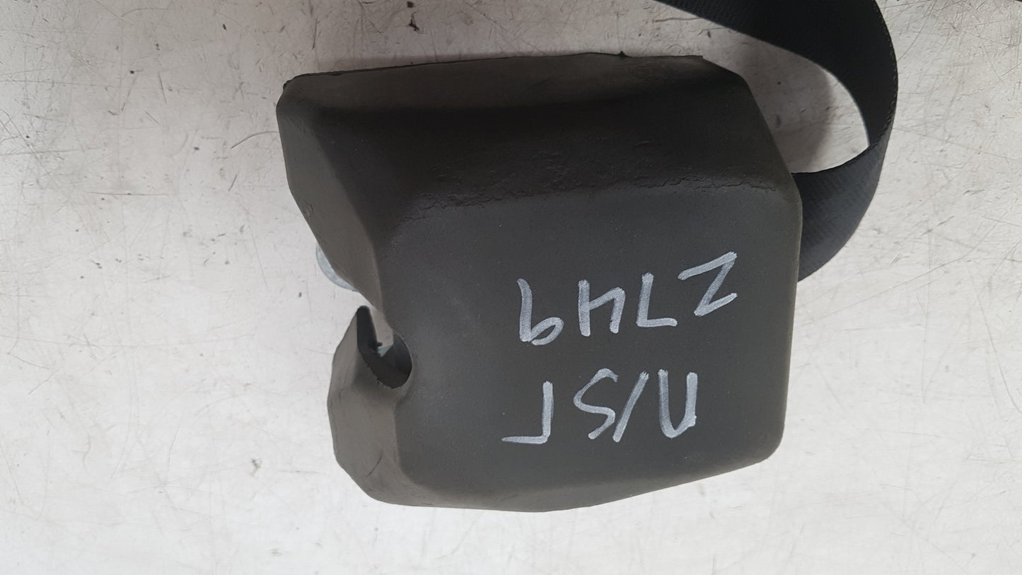 2013 Volvo V40  Hatchback Left Rear Seat Belt 31292072