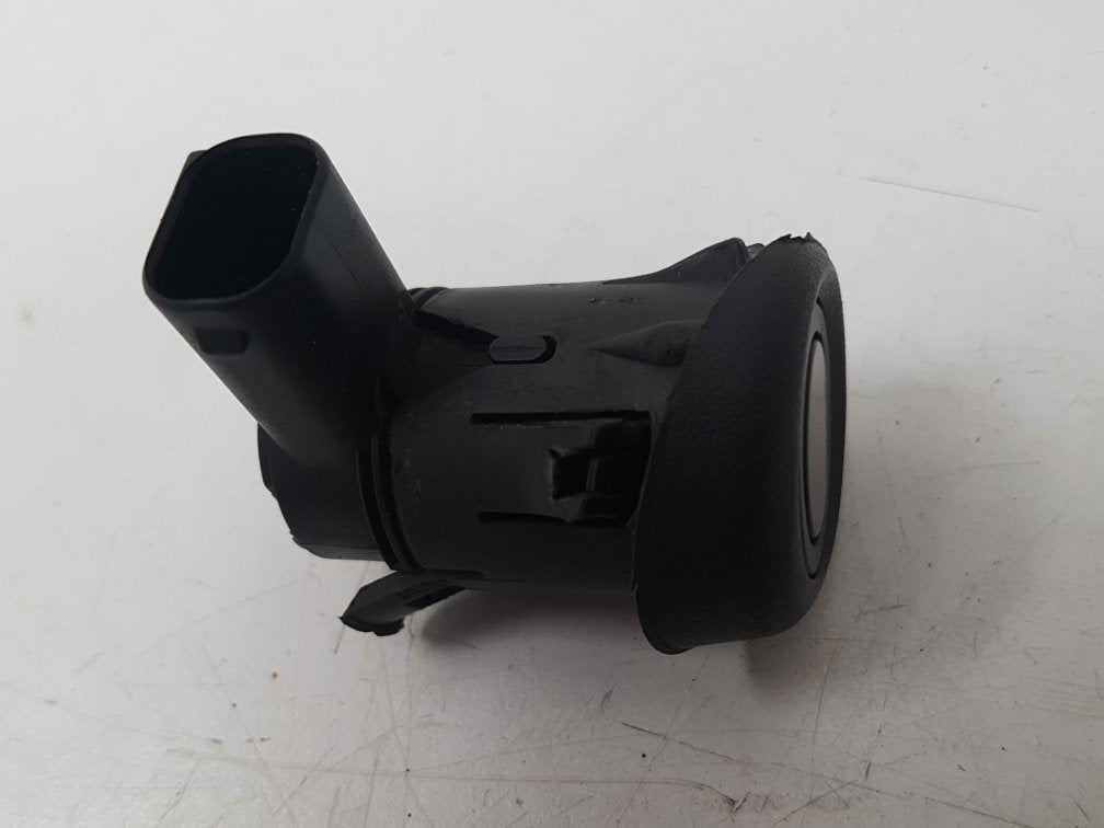 2003 - 2006 Volvo XC90  Estate Parking Sensor 30765108
