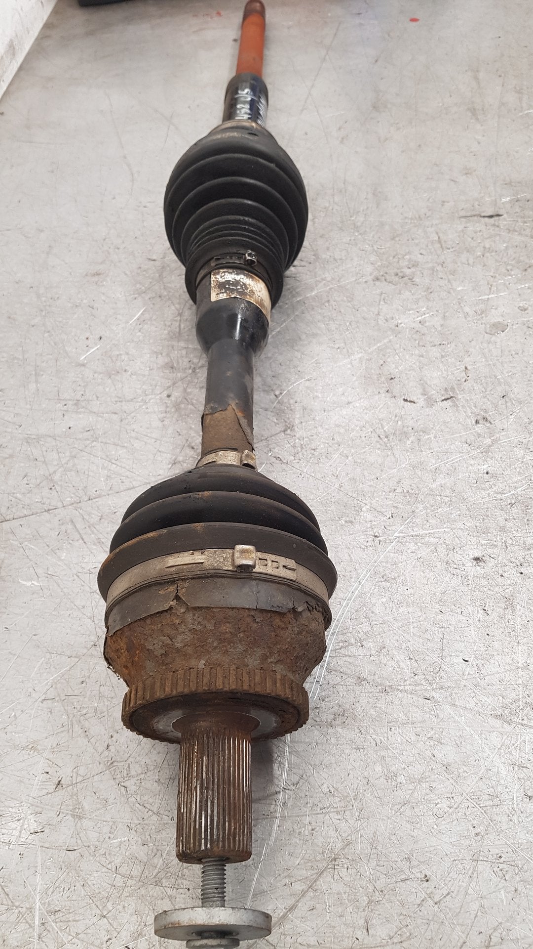 2007 - 2014 Volvo XC90  Estate DRIVESHAFT - DRIVER FRONT (MANUAL) 30783116