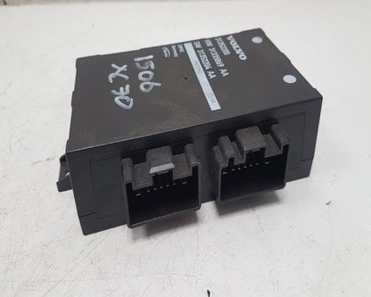 2010 - 2013 Volvo V70  Estate AUTO BOOT OPEN MODULE 31352205