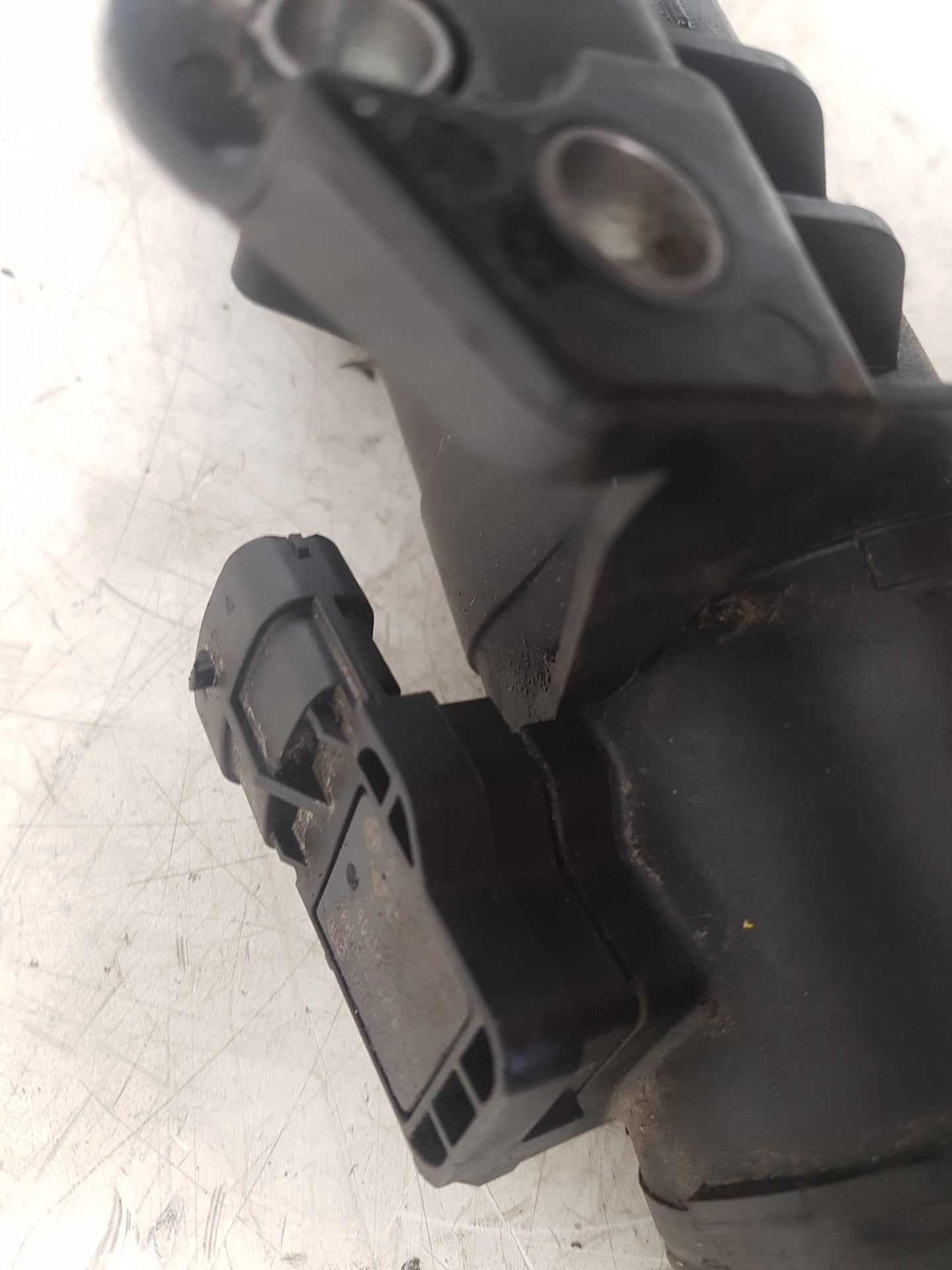 2017 - 2026 Volvo V60 II 225 Estate Intercooler Pipe 31686412