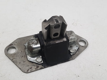 2004 - 2007 Volvo XC70  Estate Right Engine Mount 1349381