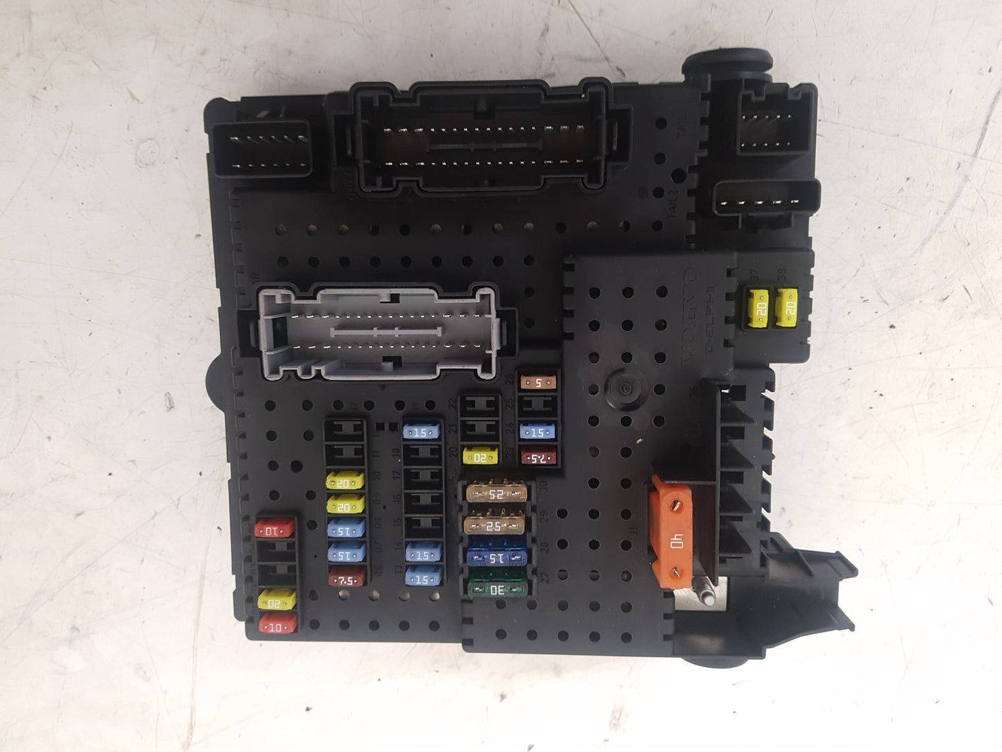 2007 Volvo V70  Estate REAR ELECTRONIC MODULE (REM) 30786646