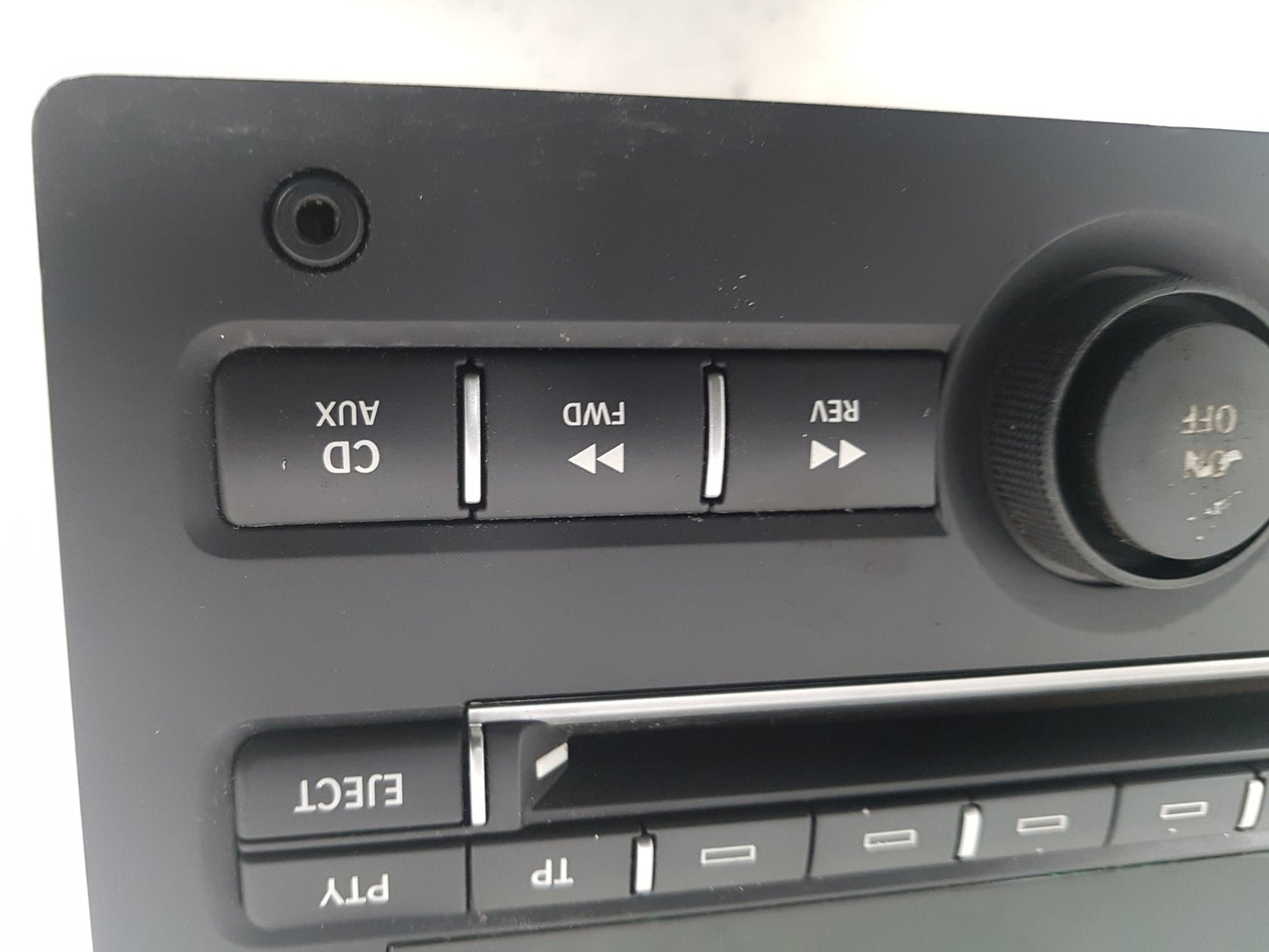 2005 - 2011 Saab 9-3  Saloon RADIO CD CASSETTE PLAYER 12779269