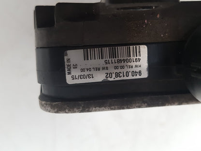 2012 - 2016 Volvo V40 Cross Country  Hatchback COOLING FAN RELAY 940013802