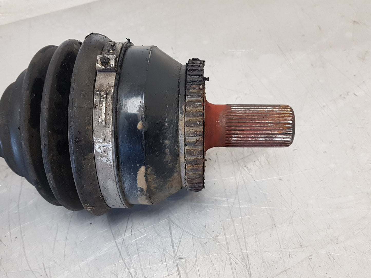2002 - 2006 Volvo XC90  Estate Left Front Drive Axle 30651435
