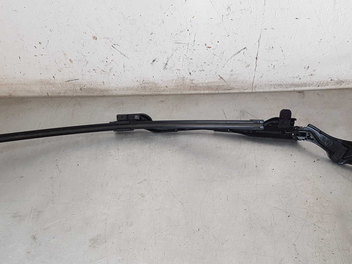 2019 - 2021 Volvo XC40 536 Estate WIPER ARM WITH WASHERS 31457318 RH