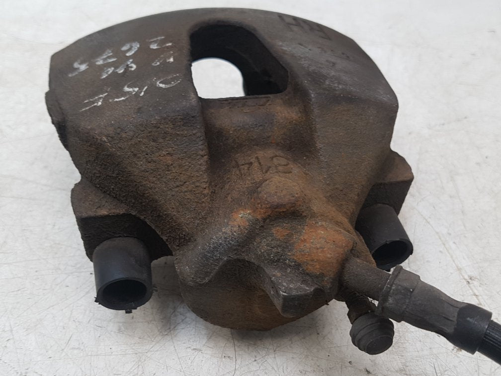 2012 - 2017 Volvo V40  Hatchback Right Rear Caliper 36000485
