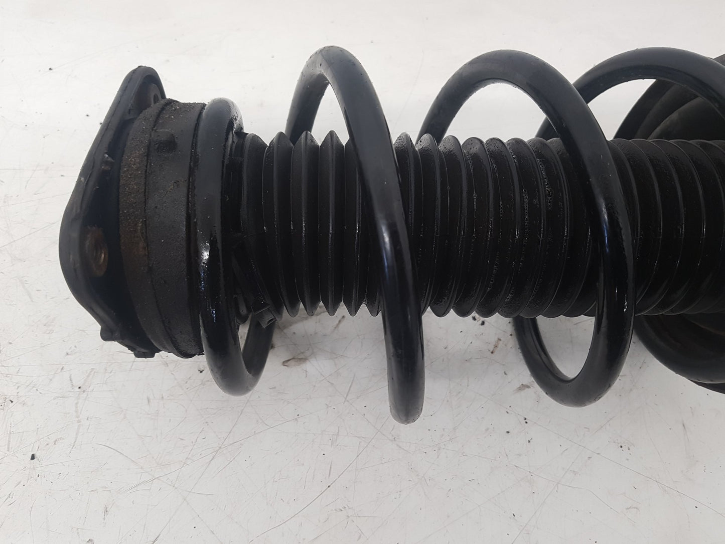 2005 - 2012 Volvo S40  Saloon Left Front Shock Absorber 31277606
