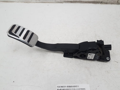 2012 - 2016 Volvo V40  Hatchback Accelerator Pedal 31341777