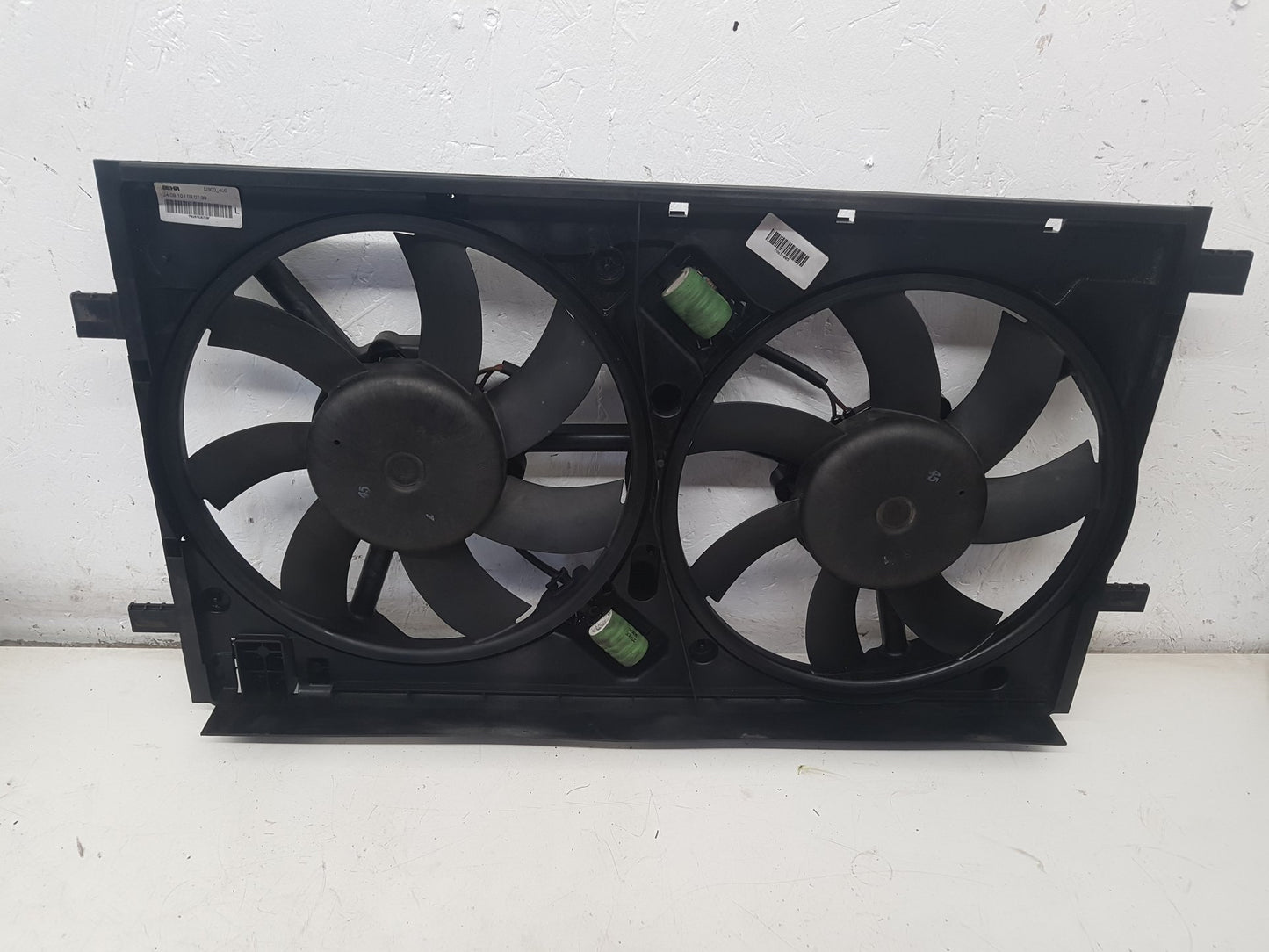 2010 - 2012 Saab 9-5  Saloon RADIATOR FAN & COWLING (A/C CAR) 8658004