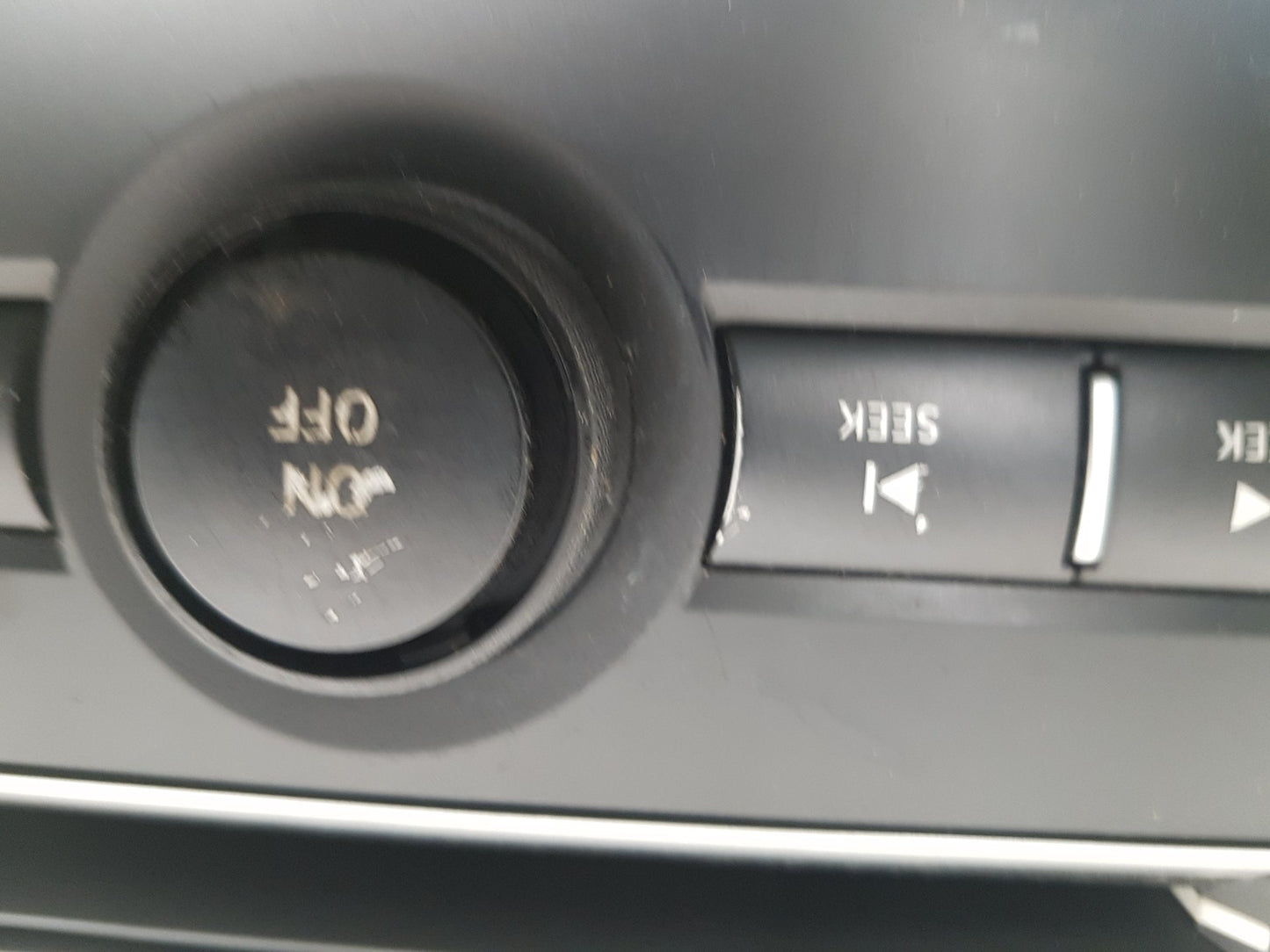 2005 - 2011 Saab 9-3  Saloon RADIO CD CASSETTE PLAYER 12779269