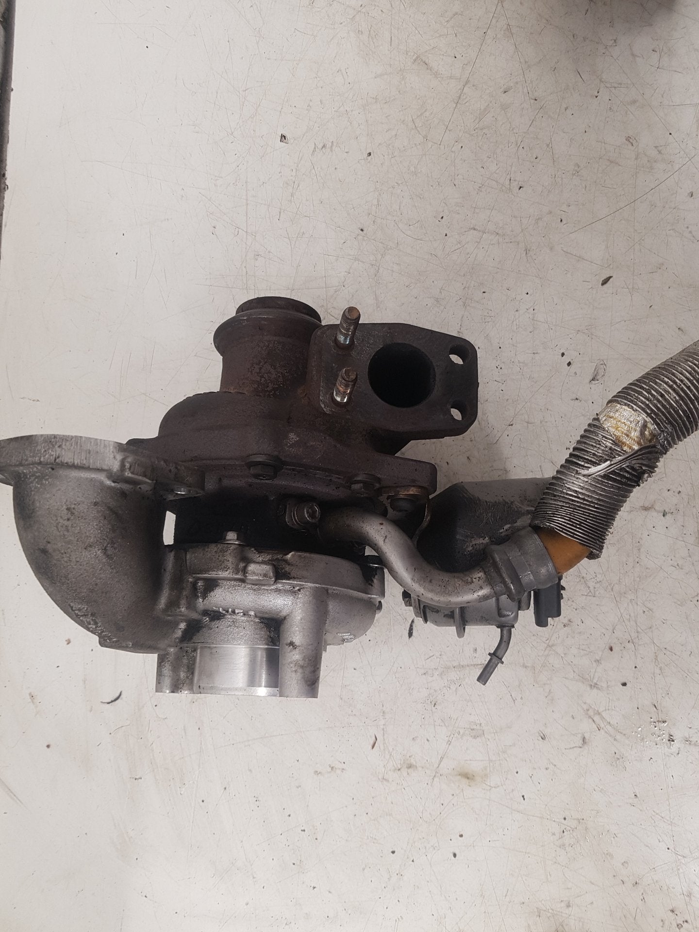 2012 - 2016 Volvo V40  Hatchback TURBO AND ACTUATOR 968612068006