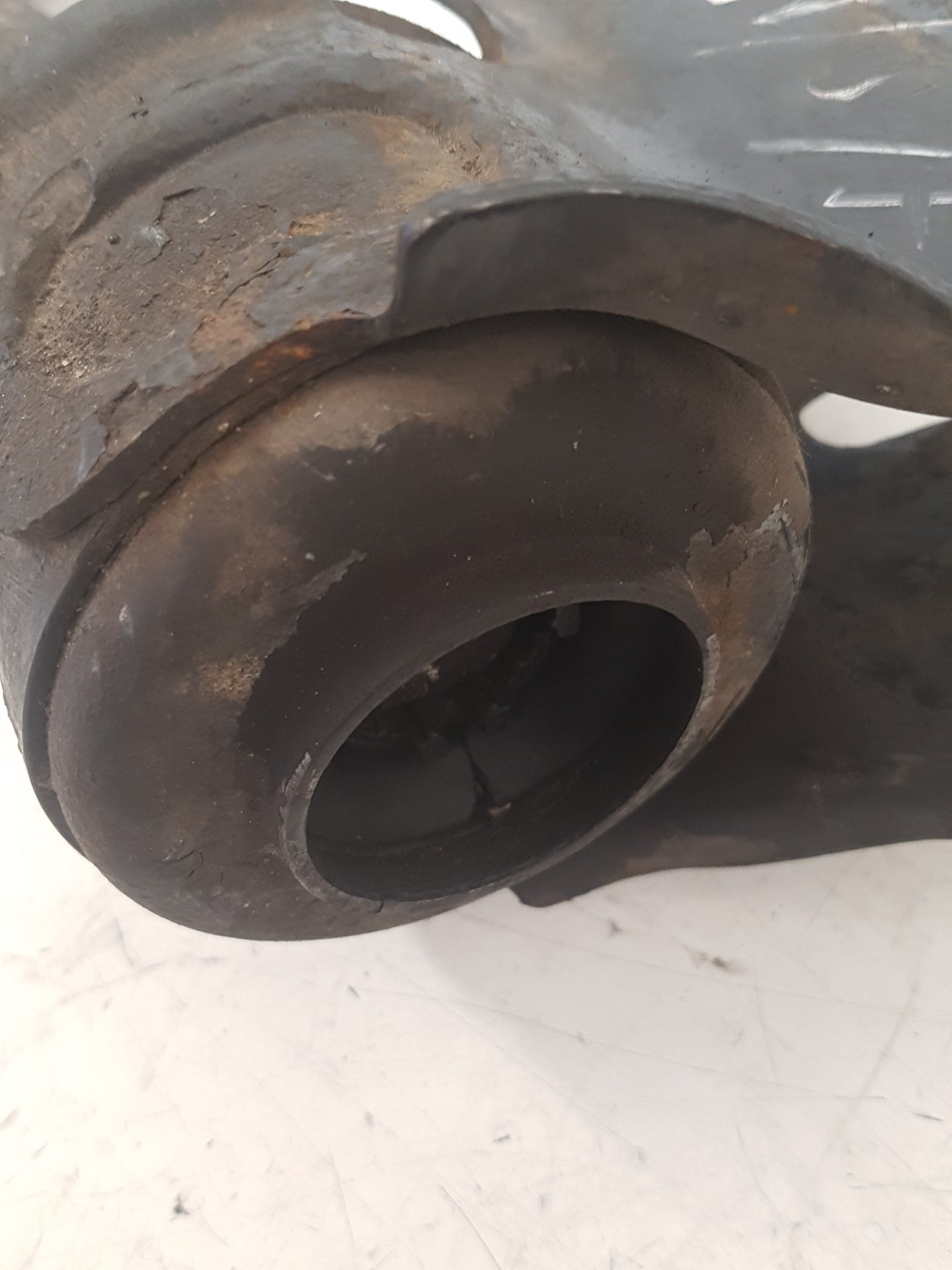 2012 Volvo S60  Saloon WISHBONE (FRONT PASSENGER SIDE)