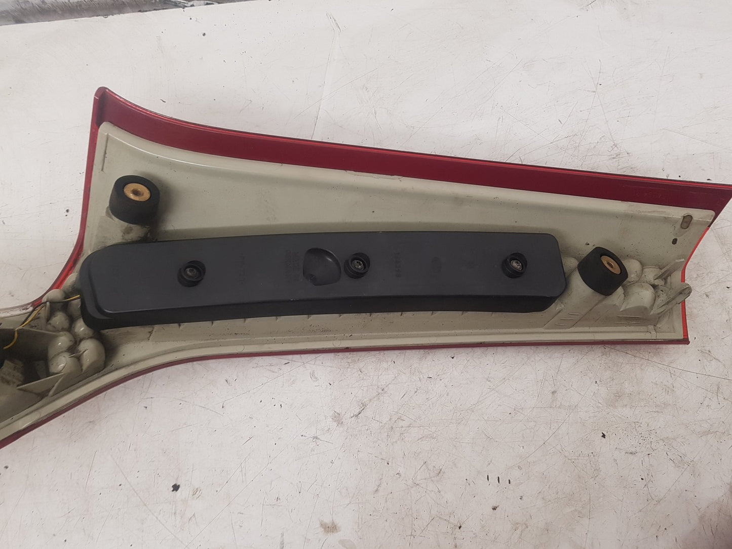 2007 - 2013 Volvo V70  Estate Right Taillight 31395068