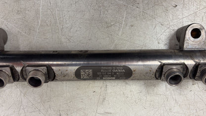 2011 - 2014 Volvo V60 I 155 Estate Injection Rail 30777759