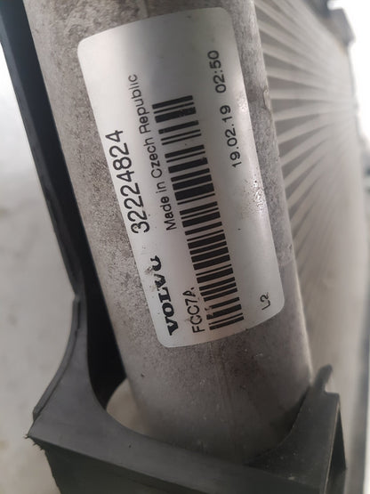 2017 - 2026 Volvo V60 II 225 Estate A/C Condenser 31368232
