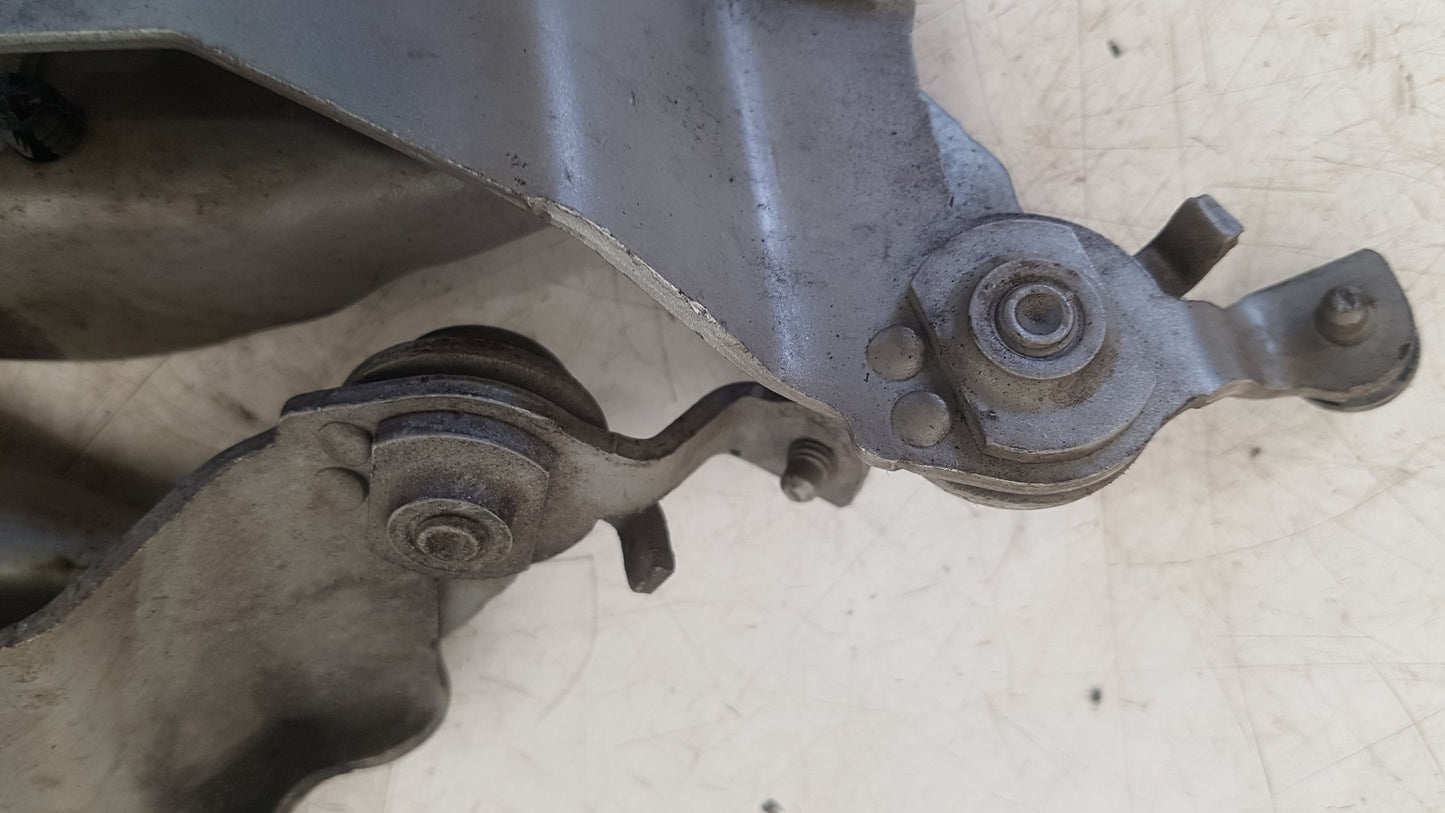 2004 Volvo XC90  Estate Bonnet Hinges (Pair)
