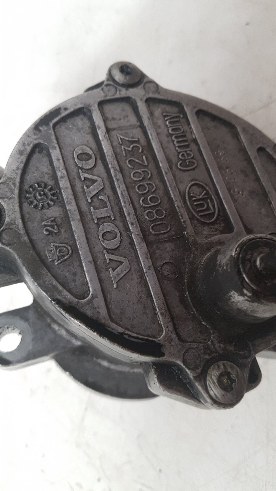 2005 Volvo V70  Estate VOLVO BRAKE VACUUM PUMP 08699237