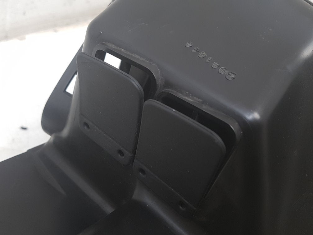 2015 Volvo S60  Saloon Air Filter Box 2991844