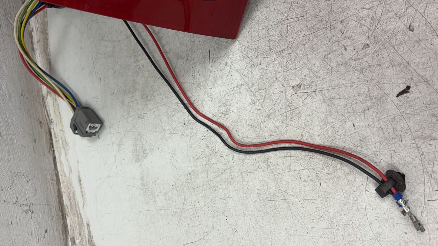 2007 - 2014 Volvo XC90  Estate Left Taillight