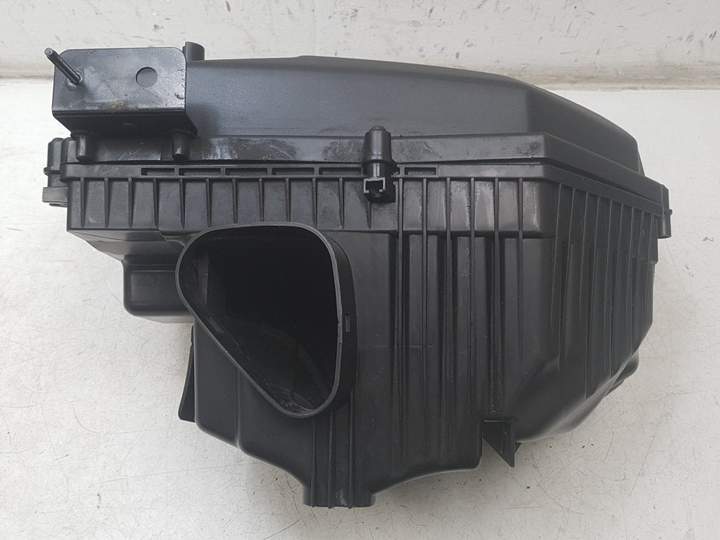2015 Volvo S60  Saloon Air Filter Box 2991844