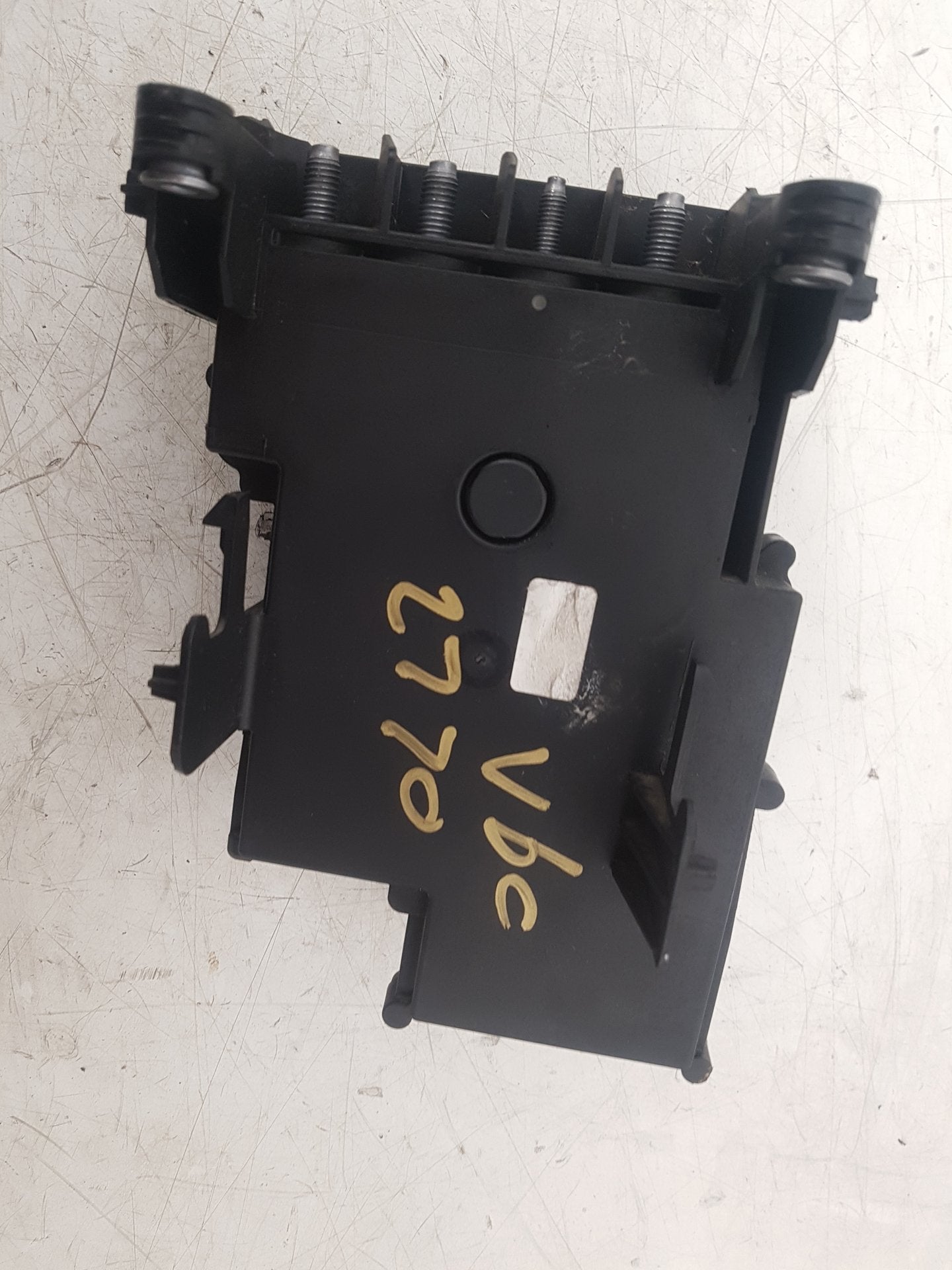 2017 - 2026 Volvo V60 II 225 Estate BATTERY POWER DISTRIBUTION MODULE 31652295