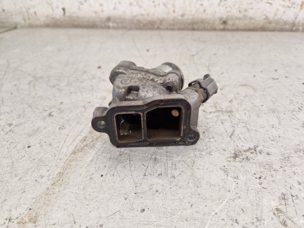 2002 - 2006 Volvo XC90  Estate THERMOSTAT HOUSING/TEMP SENSOR 3065022