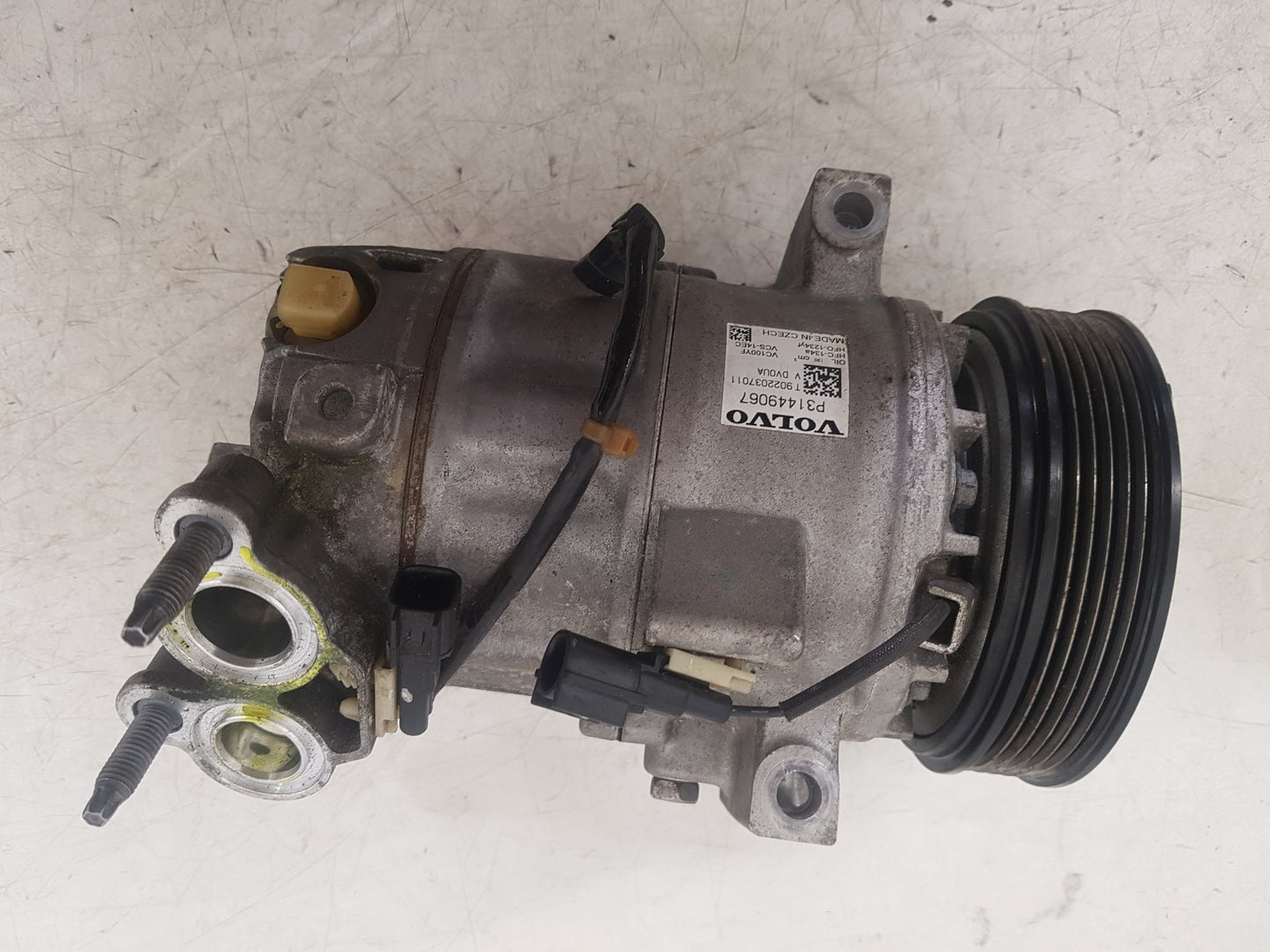 2017 - 2026 Volvo V60 II 225 Estate A/C Compressor 31449067