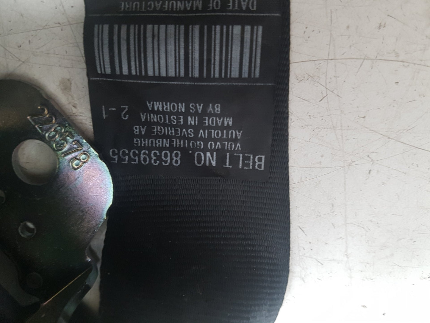 2007 - 2012 Volvo C70  Convertible SEAT BELT - MIDDLE REAR 8639555
