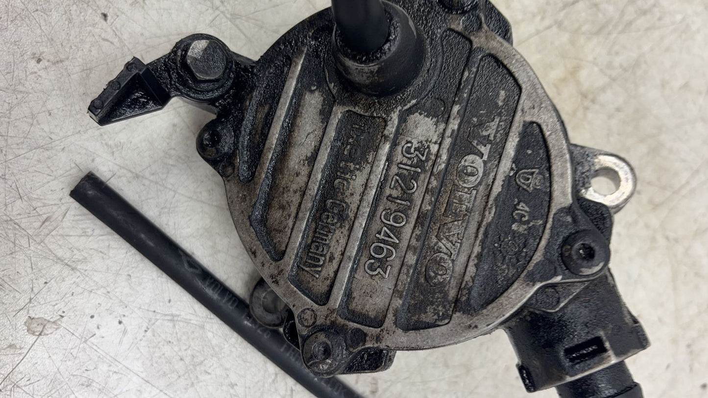 2007 - 2014 Volvo XC90  Estate Brake Vacuum Pump 31219463