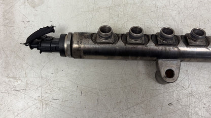 2011 - 2014 Volvo V60 I 155 Estate Injection Rail 30777759