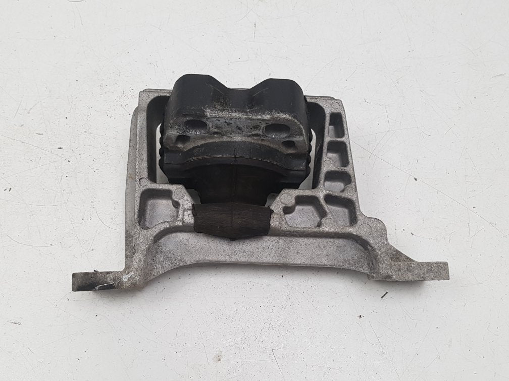 2012 - 2016 Volvo V40  Hatchback Engine Mount 3M516F012BK