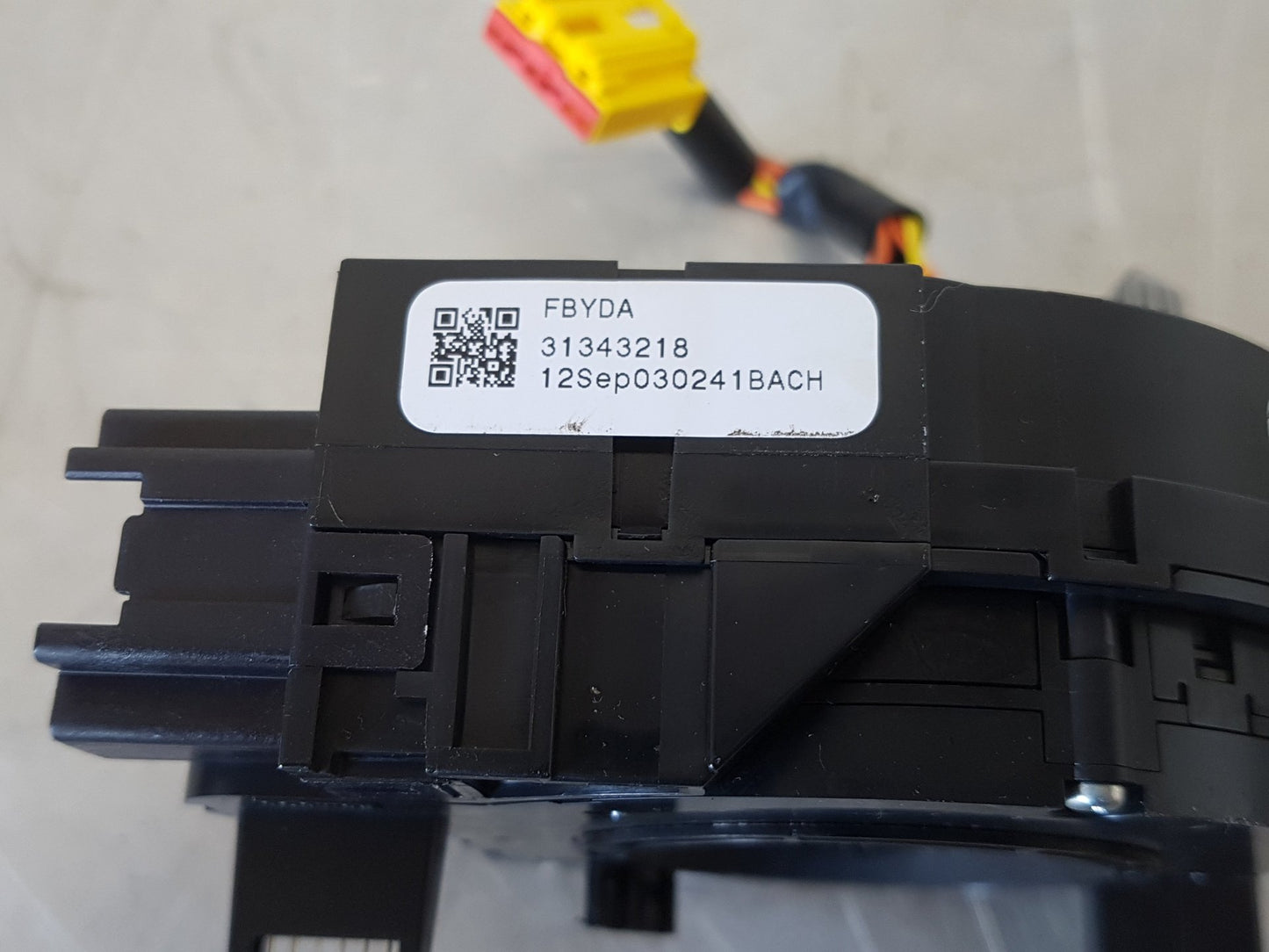 2012 - 2016 Volvo V40  Hatchback AIR BAG CONTACT RING/STEERING ANGLE SENSOR 31343218