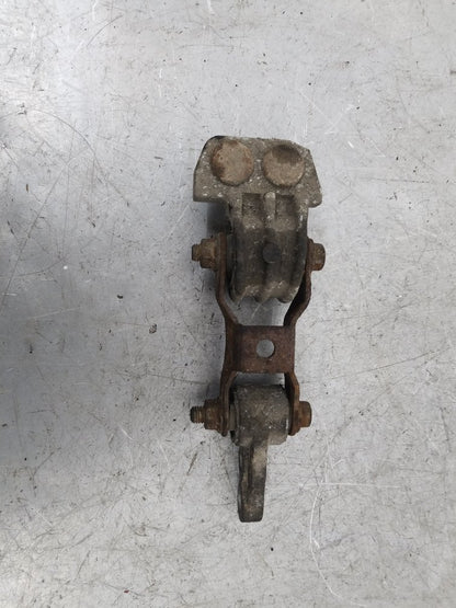 1997 - 2000 Volvo V70  Estate Gearbox Mount 9470836