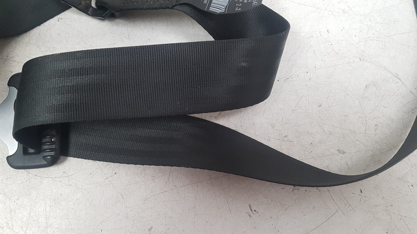 2004 - 2010 Volvo S40  Saloon Left Rear Seat Belt 8639547