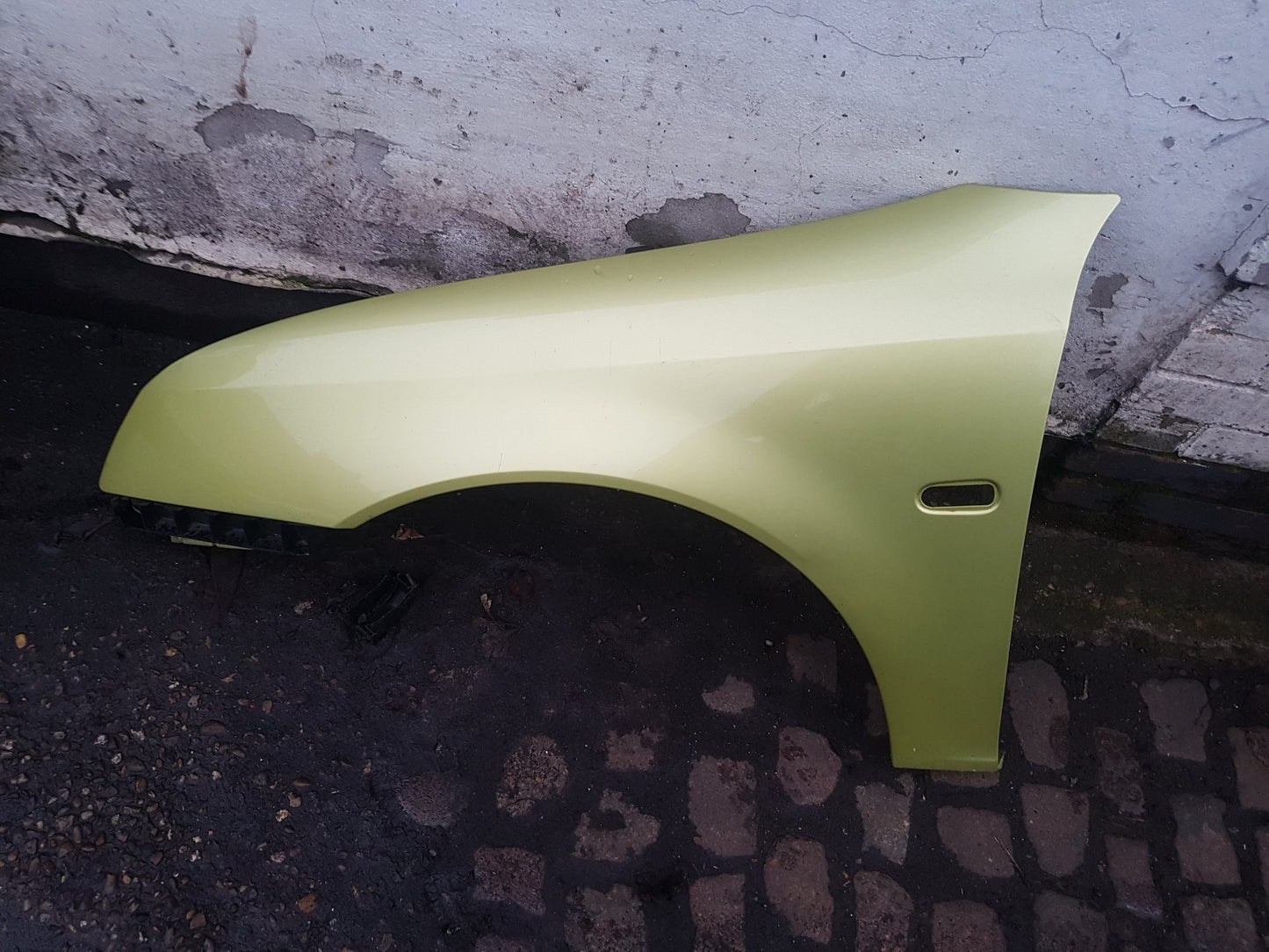 2003 - 2011 Saab 9-3  Convertible Left Front Guard