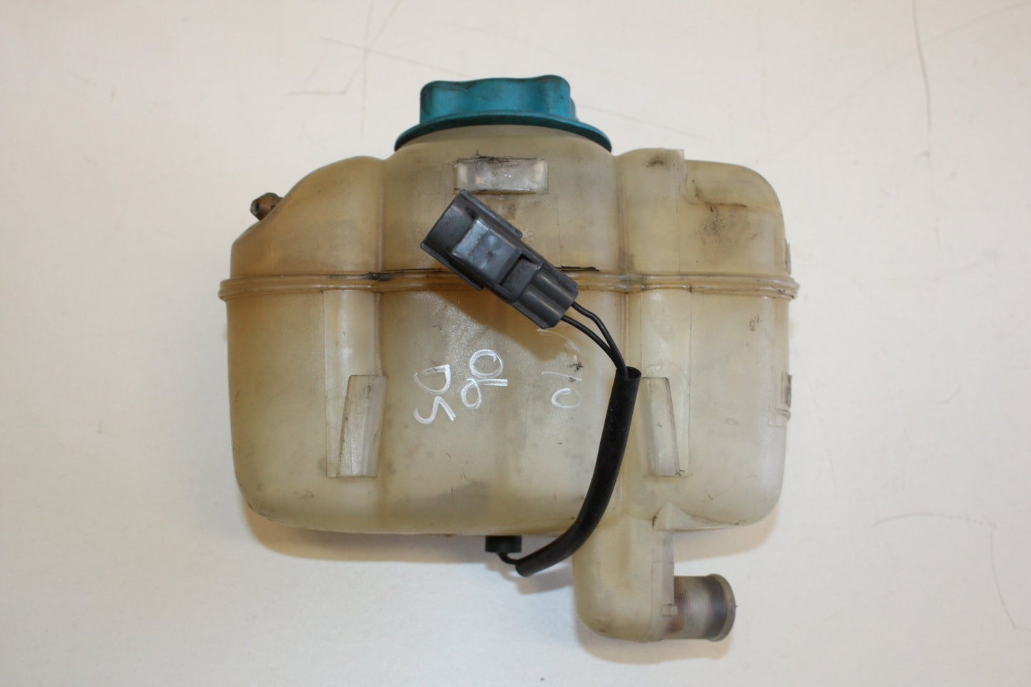 2001 - 2005 Volvo S80  Saloon Radiator Pressure Bottle 86383456