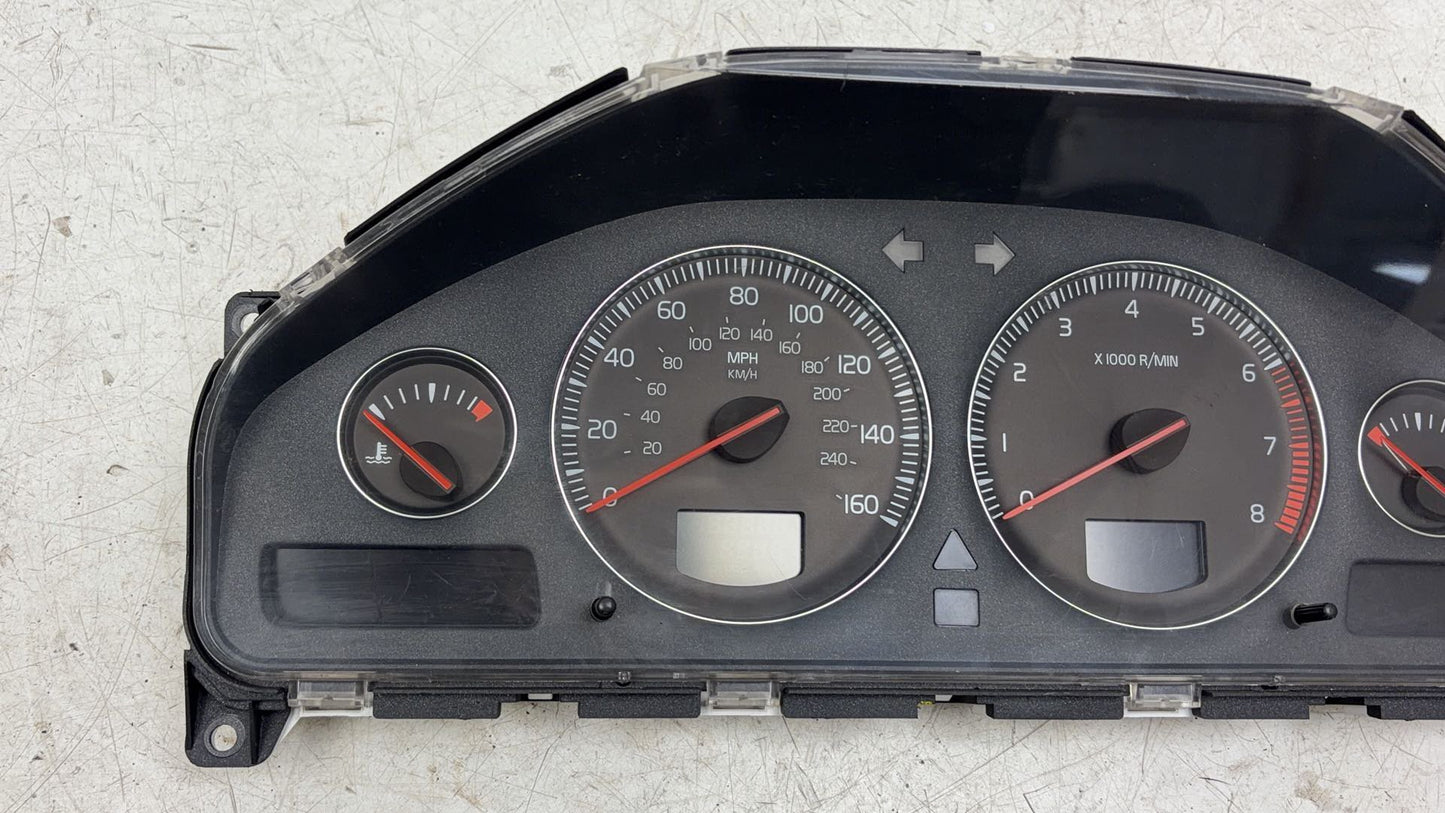 2002 - 2006 Volvo XC90  Estate Instrument Cluster 8691648
