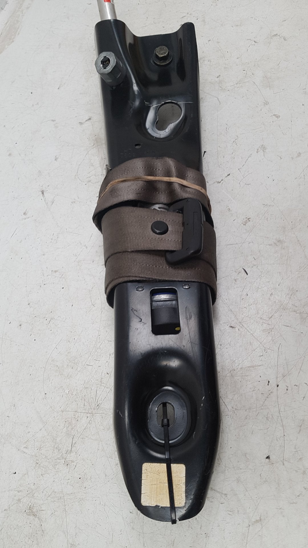 2002 - 2006 Volvo XC90  Estate Left Front Seat Belt 30662728