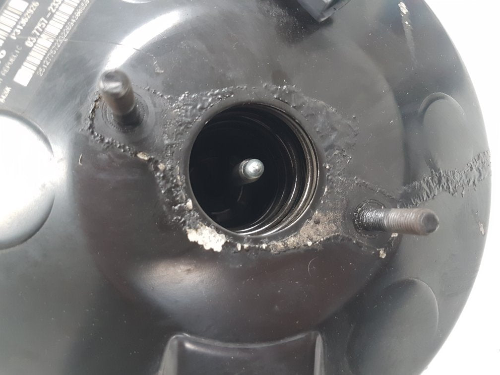 2012 - 2016 Volvo V40  Hatchback Brake Booster 31362926K